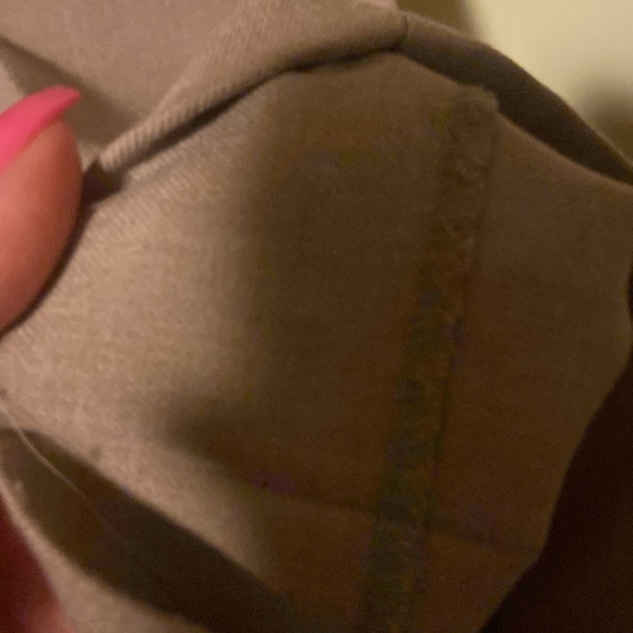 Banana republic tan Ryan pants, size 8 petite - Picture 7 of 13